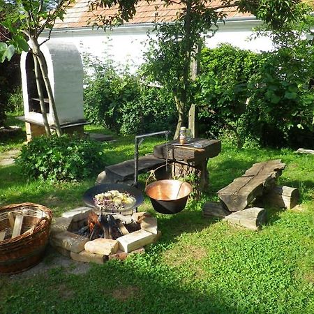 Makfa Vendeghaz Hotell Vasvár Exteriör bild
